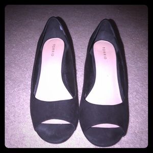 torrid Black Peep Toe Mini Wedges size 11w